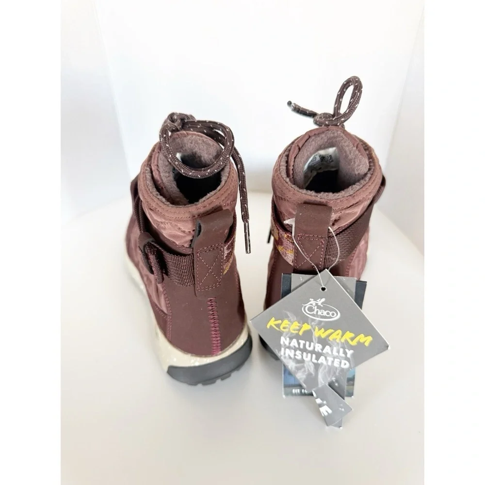 NWT Chaco Borealis Quilt Waterproof Boots in Mahogany, Size 6